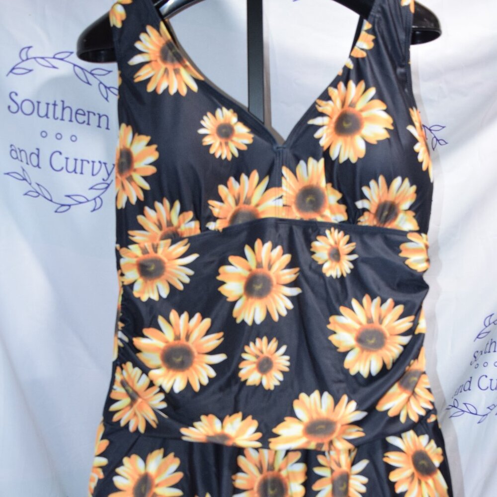 NWT Summer Mae One Piece Swim Dress, Sunflowers, Size 4XL